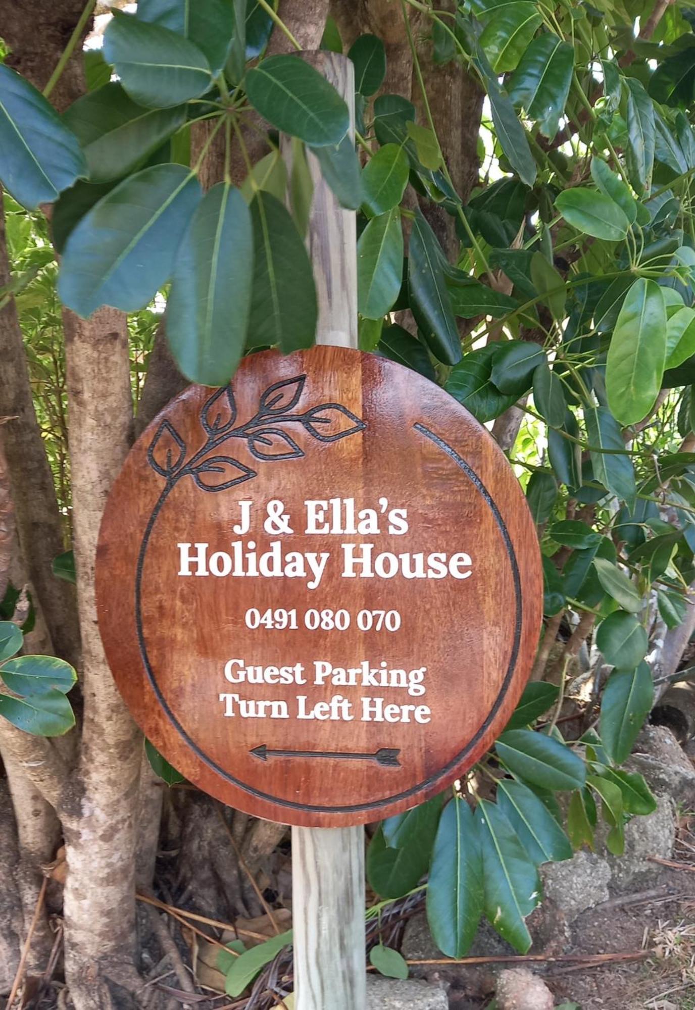 J & Ella'S Holiday House - 1 Bedroom, 1 Bathroom Home Cooktown Exteriér fotografie