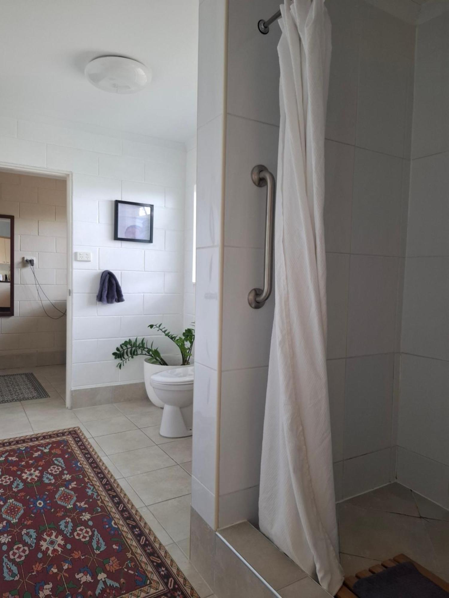 J & Ella'S Holiday House - 1 Bedroom, 1 Bathroom Home Cooktown Exteriér fotografie